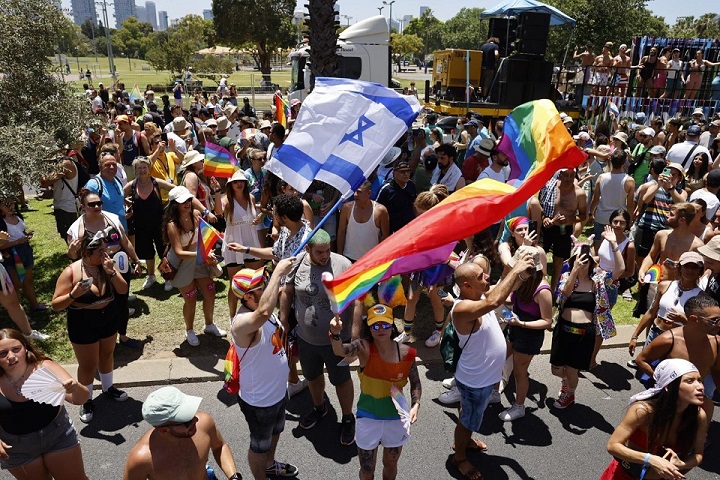 170.000 personas desfilan en el Pride de Tel Aviv, el primero postpandemia